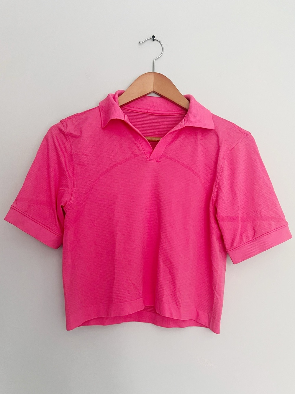 Lululemon Swiftly Tech Relaxed-Fit Polo Shirt
Lip Gloss Size 4